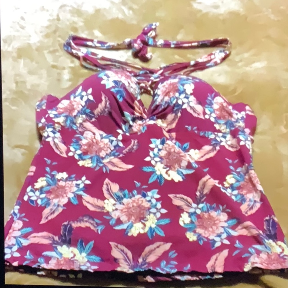 Ambrielle Tankini Top Various sizes NWOT SW-14